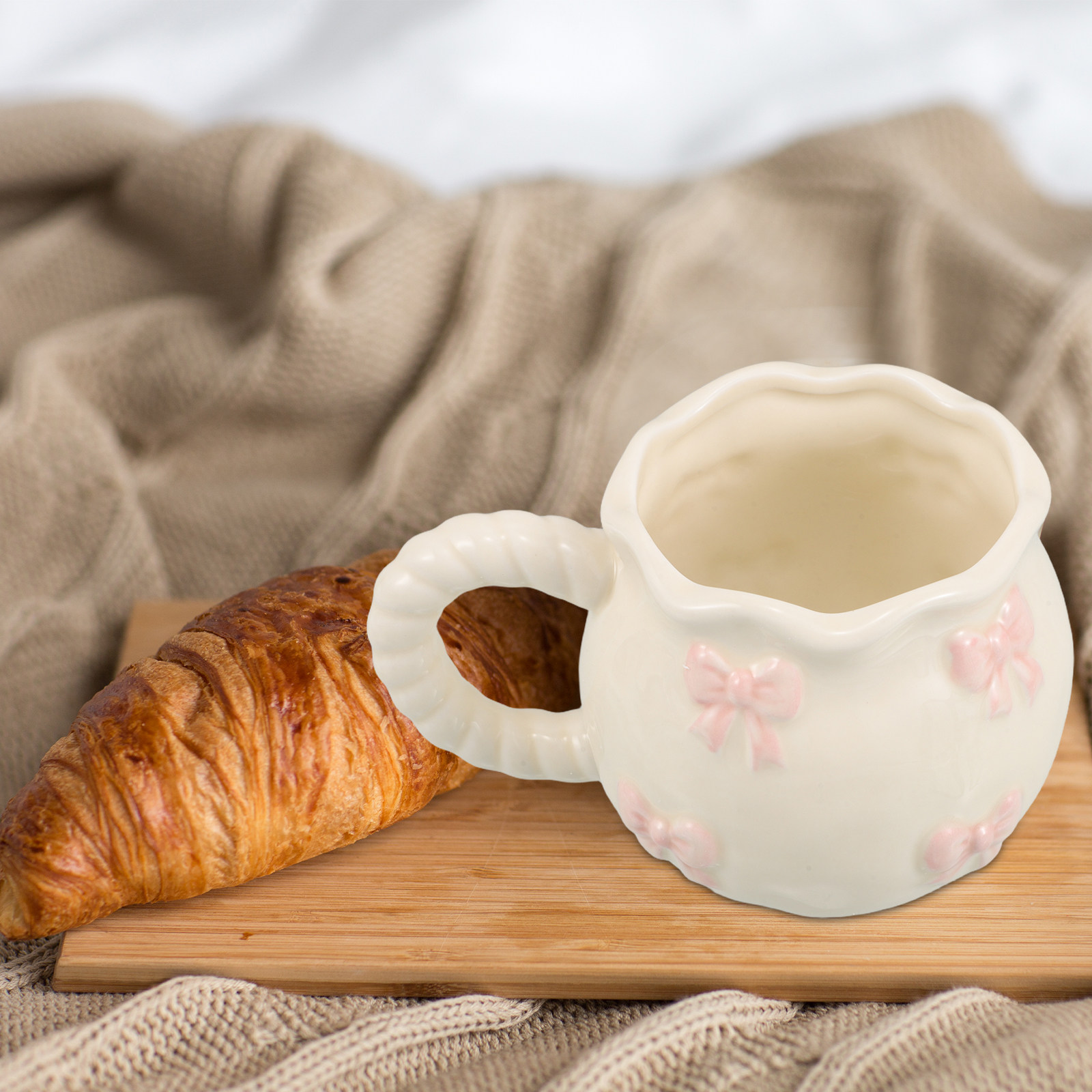 Morning Tea Coffee - แก้วเซรามิค 3 มิติ ลายโบว์ ดีไซน์โบว์ทำมือ สำหรับกาแฟ