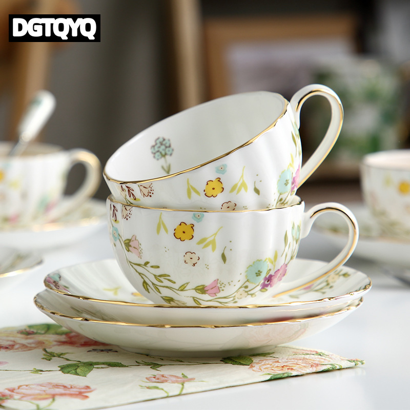 Coffee Tea Sugar Set - ชุดถ้วยกาแฟเซรามิกวินเทจลายดอกไม้ 2 ชิ้น พร้อมจานรอง ขอบสีทอง ถ้วยชาทรงฟักทอง