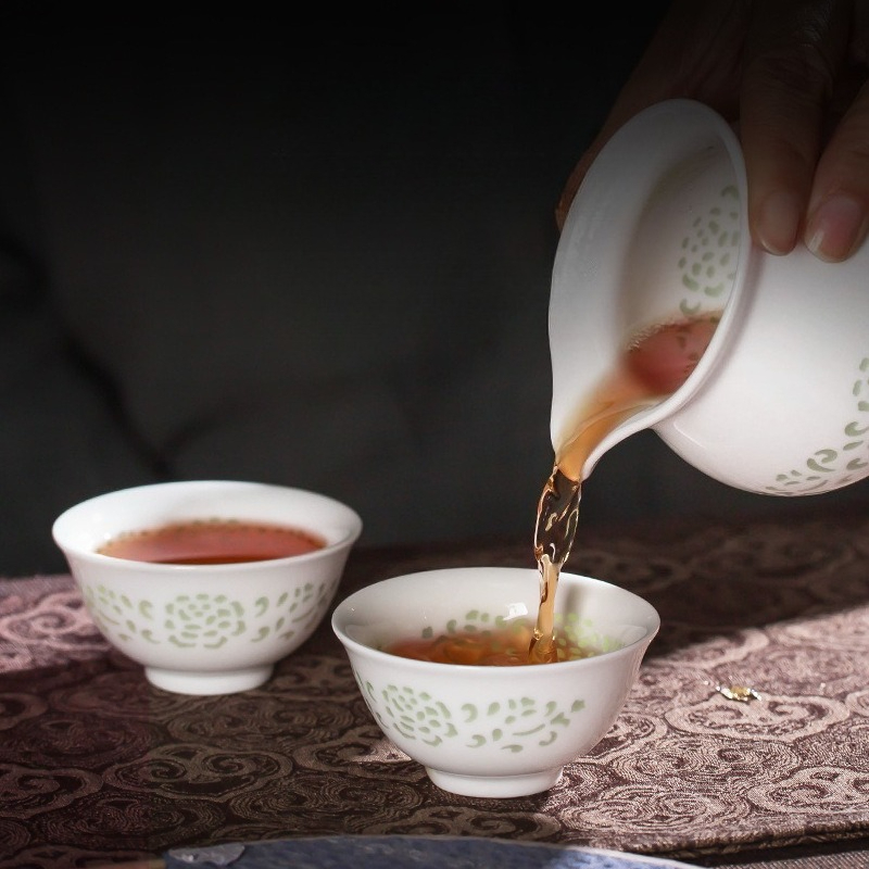 ชุดน้ำชาคุนฟูสีขาวล้วนแบบโปร่ง - Coffee Tea Set Up บทวิจารณ์และราคา